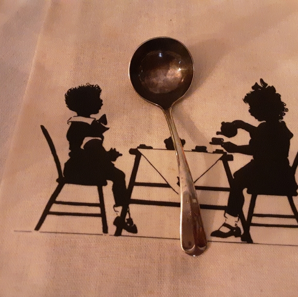 VINTAGE MADE IN ENGLAND SILVERPLATE SOUP SPOON, HALLMARKED SG ENGLAND, EPNSA1 - Picture 11 of 11